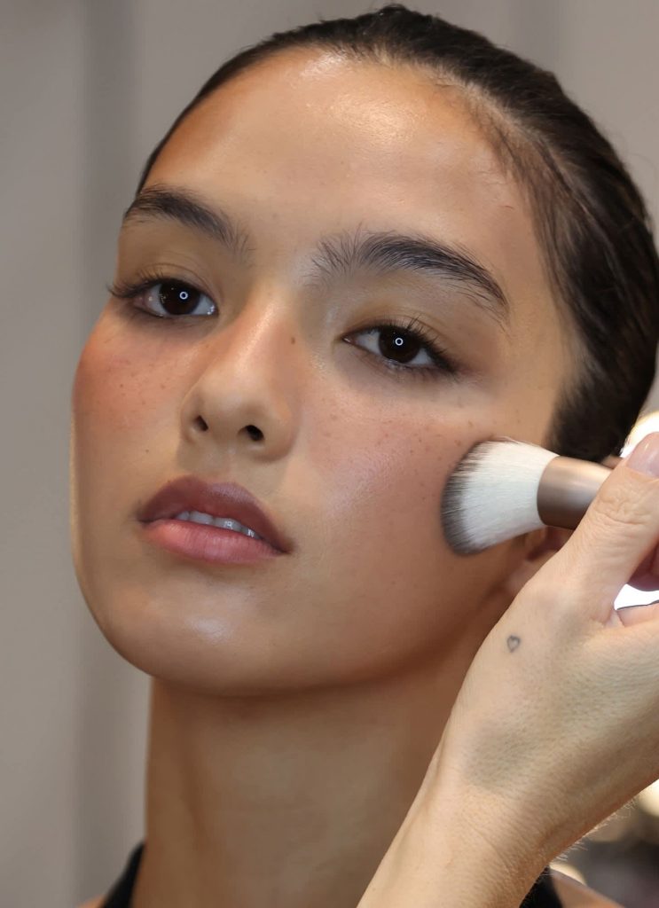 Orange blush Backstage at Matteau 