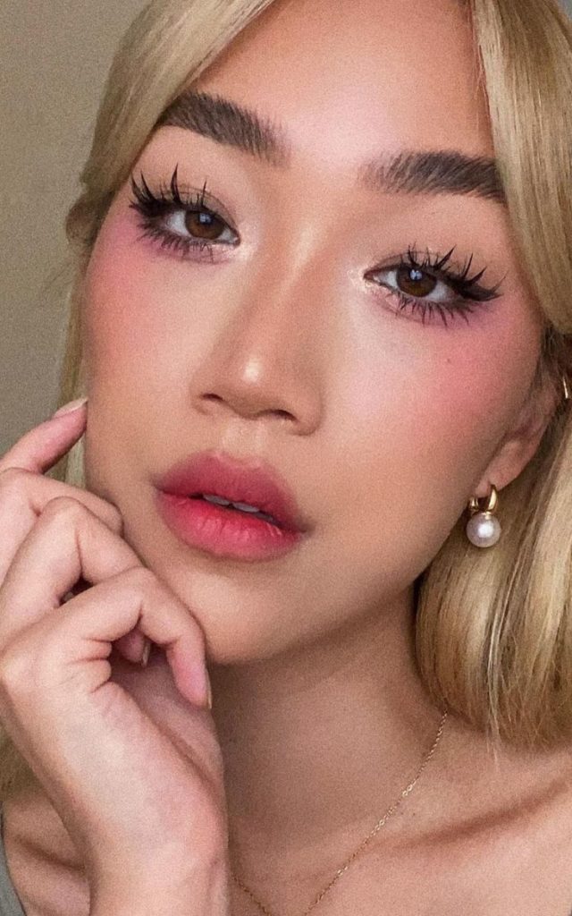 MAFS 2023 star Janelle Hun works the Manga lash trend on Instagram