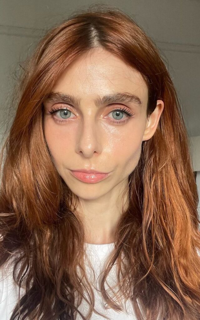 Ruby Feneley trying the Pink Undereye Blush TikTok Trend