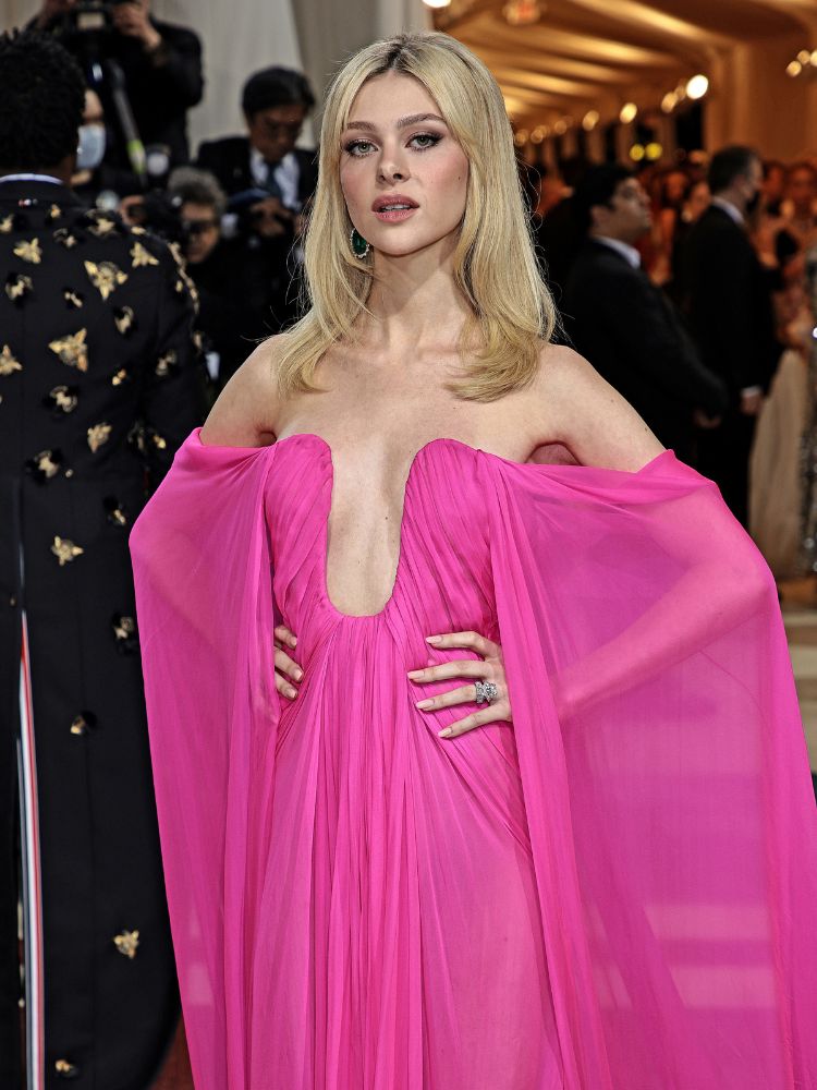 Nicola Peltz wearing Valentino at the 2022 Met Gala 