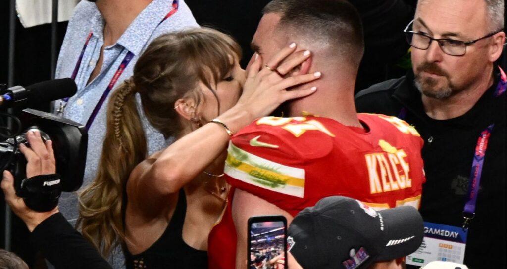 taylor-swift-travis-kelce-super-bowl