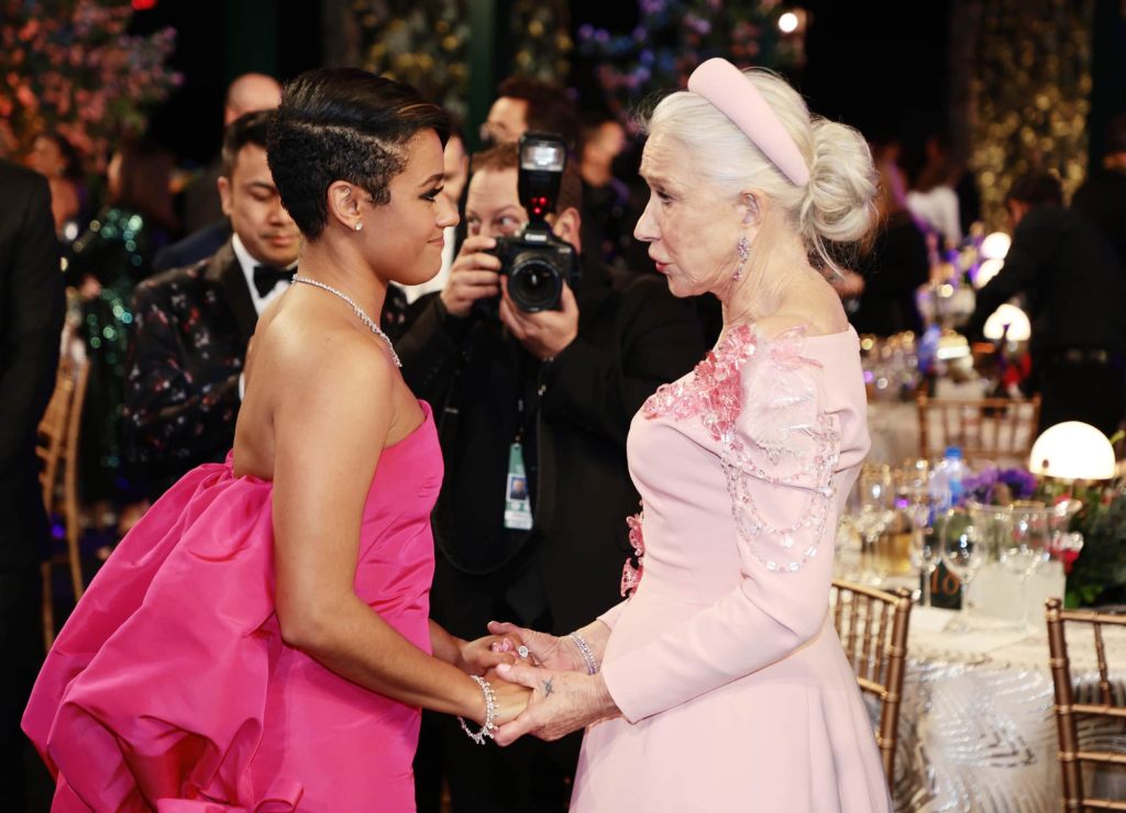 Ariana DeBose and Helen Mirren at the 2022 SAG Awards