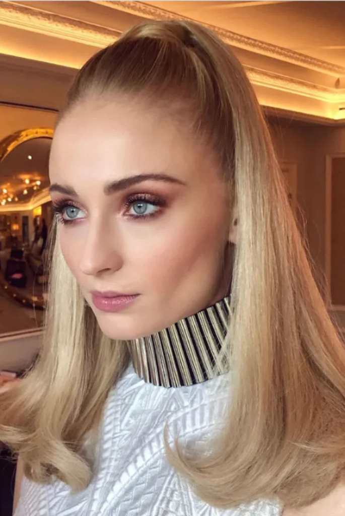 Sophie Turner Retro Hair Flip