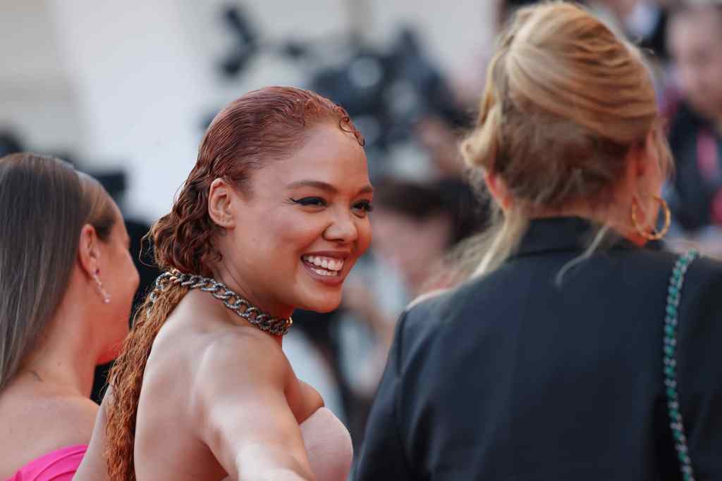 Tessa Thompson's Choker Hair Tie at Venice Film Festival