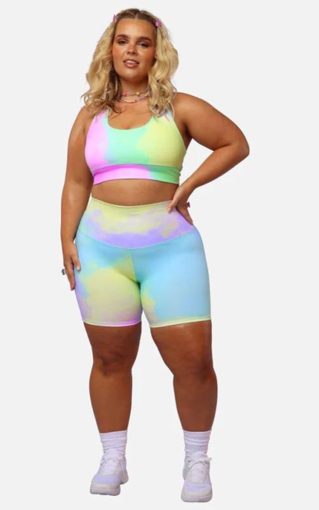 Infinity Bike Short - Moana Smile Club - Best Leggings and Gym Shorts for Curves