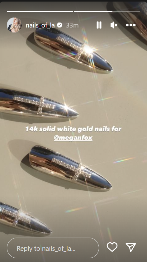 Megan Fox Gold and diamond nails