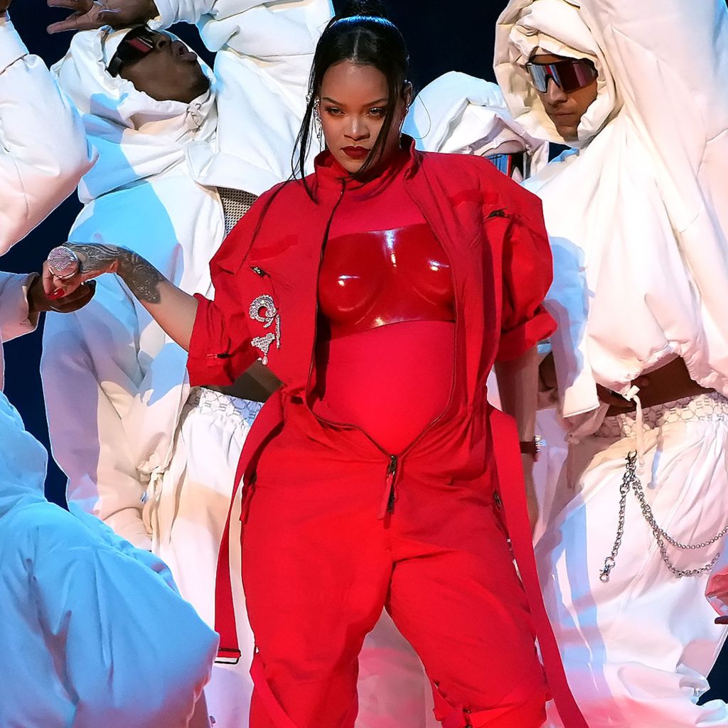 super-bowl-2023-rihanna